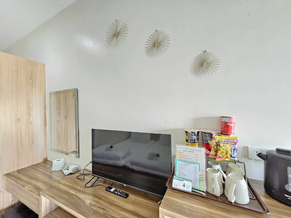 Family Room - Photo 3