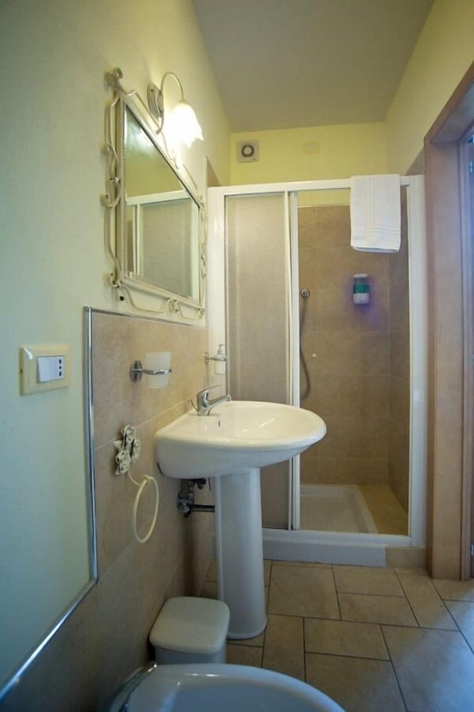 Classic Double Room photo 2