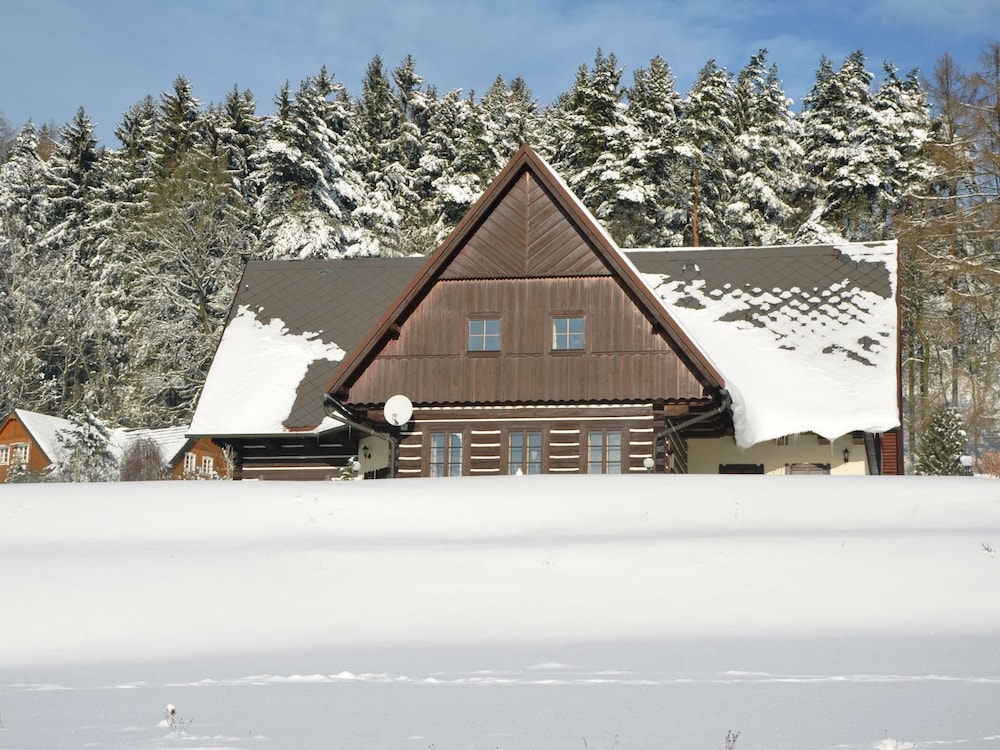 Villa photo 1