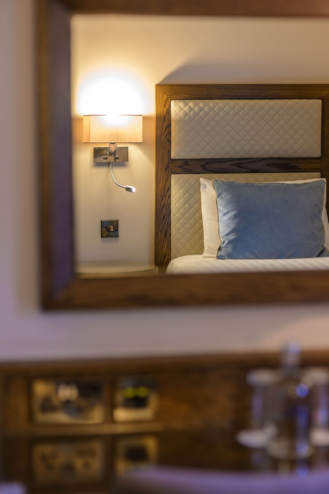 Superior Double or Twin Room photo 1