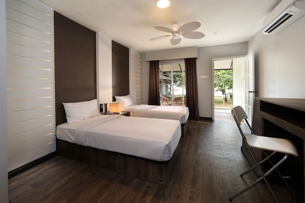 Premier Garden Twin Room - Photo 3