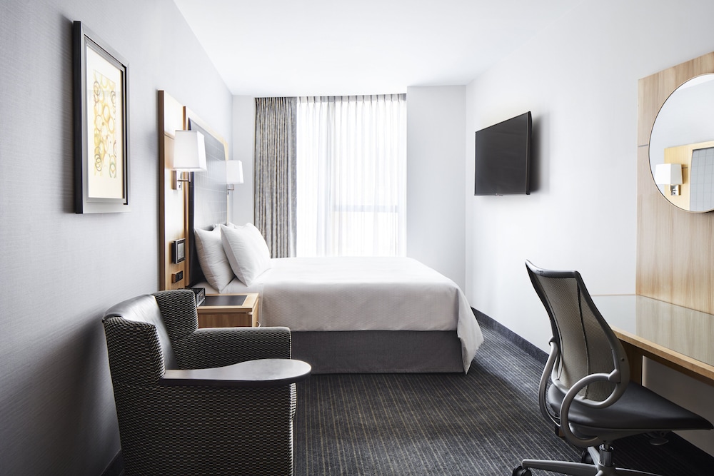 Family Twin Room