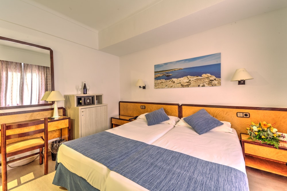 Economy Double Room photo 3