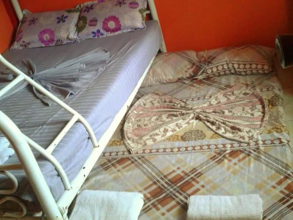 Dorm Rooms photo 3