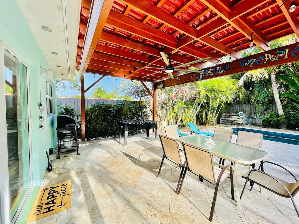 Beachside Bliss Luksus Privat Pool BBQ King Size Seng, Billede 11