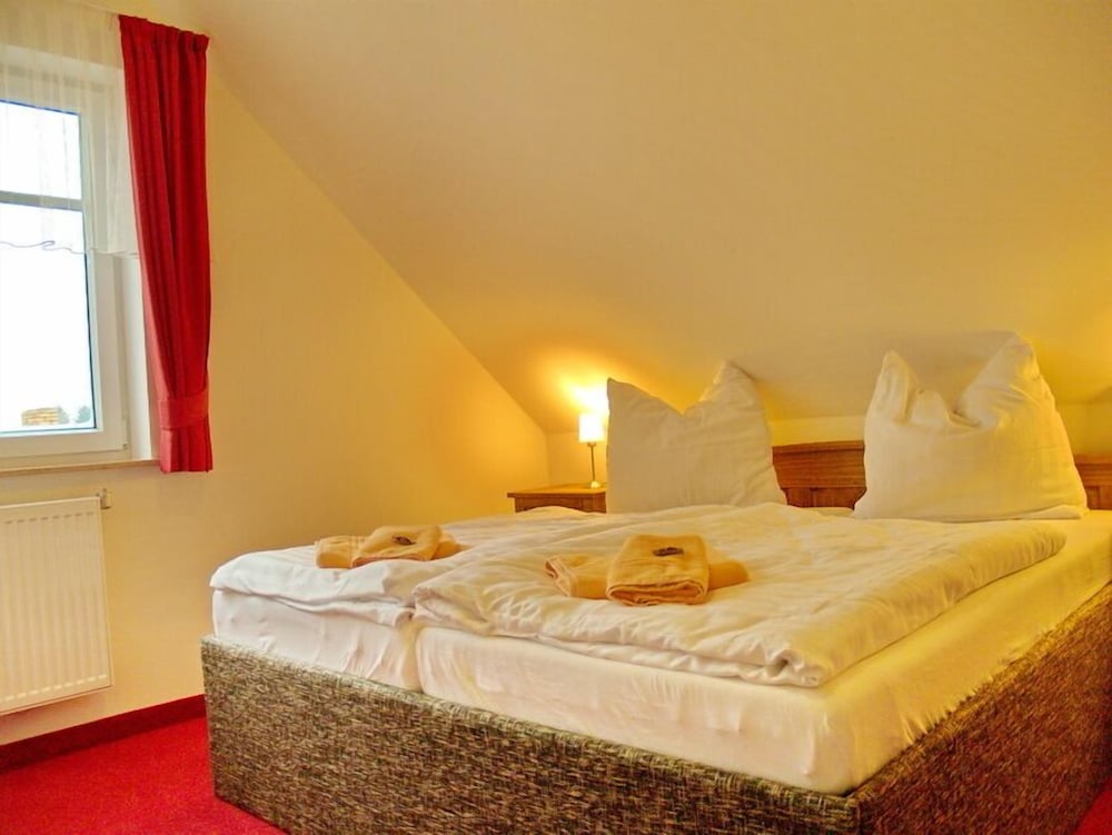 Condo, 2 Bedrooms