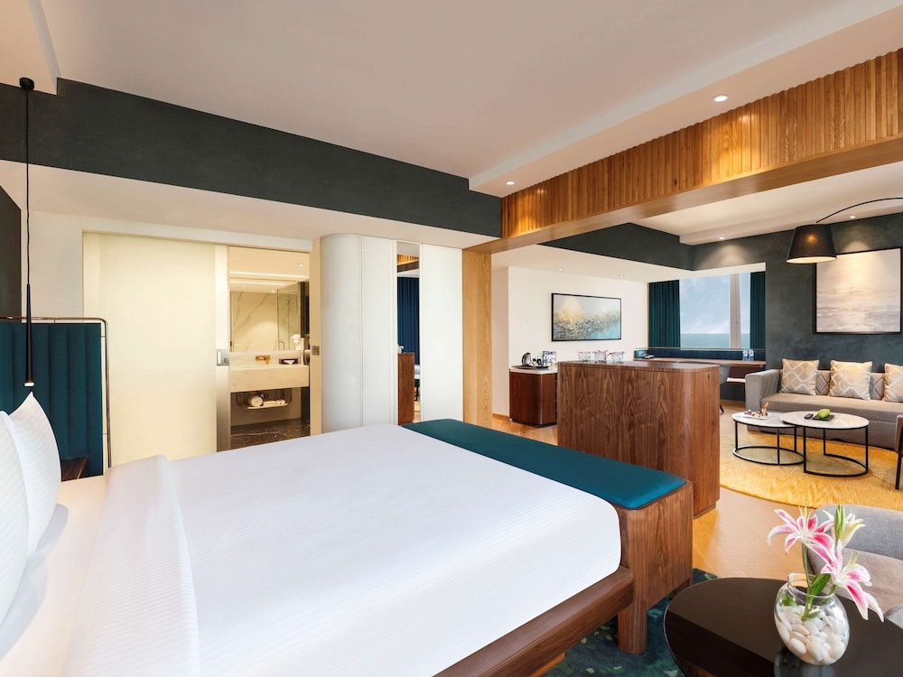 Executive Suite, Ocean View, 1 King Bed, Club Lounge Access - Photo 5