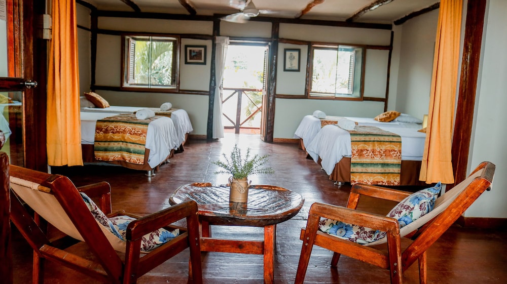 Quadruple Room (fan) photo 2