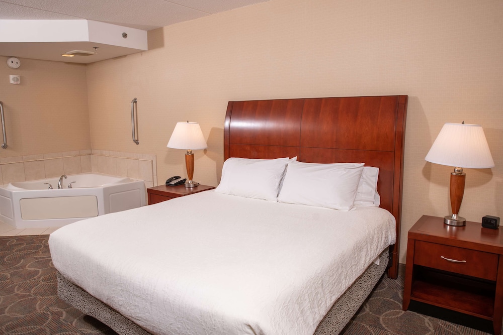Evolution one king whirlpool photo 2