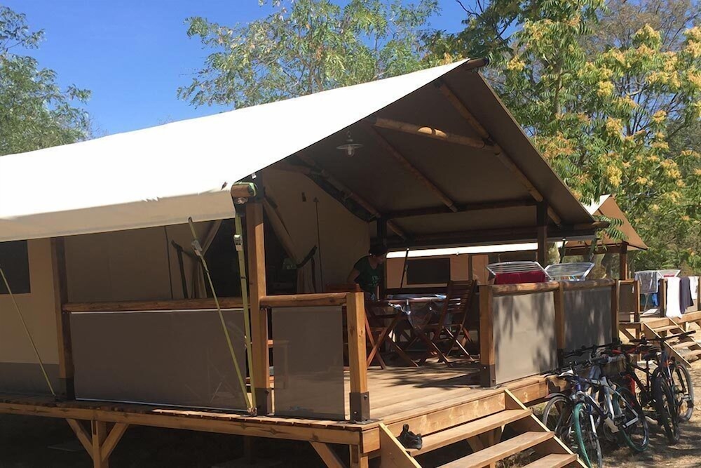 Tent (Lodge Kenya) photo 1