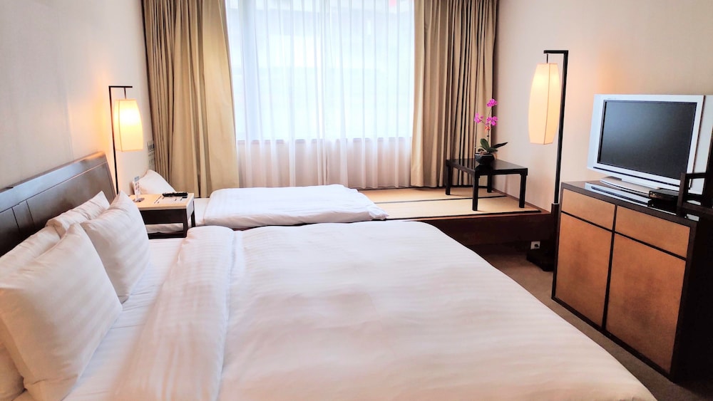 Deluxe Triple Room photo 3