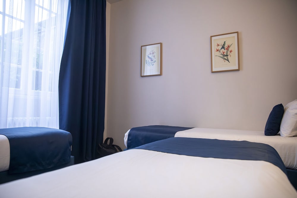 Chambre Sextuple photo 3
