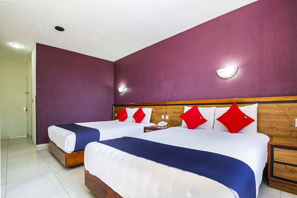 Standard Room, 2 Double Beds - Photo 4