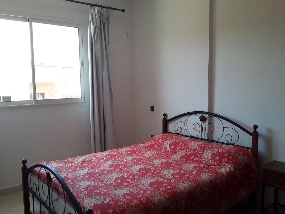 Apartment photo 2