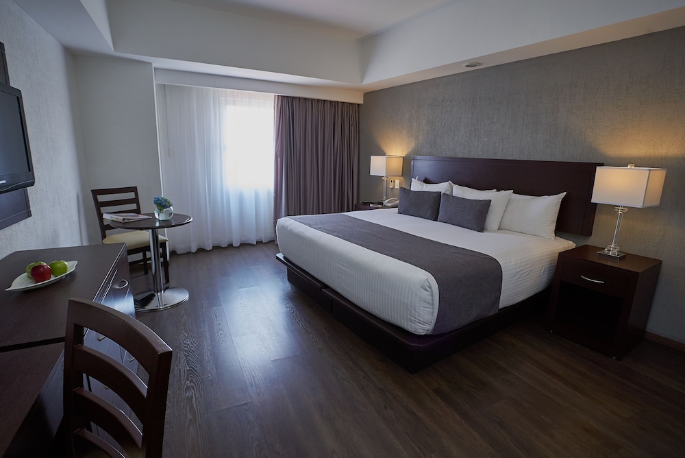 Standard Double Room, 1 King Bed - Photo 4