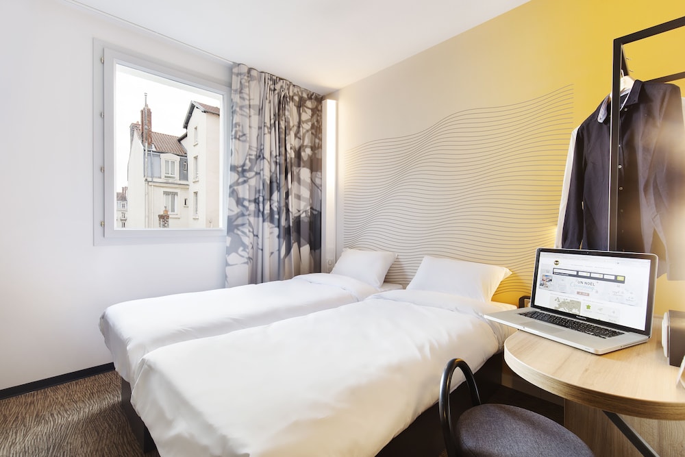 Twin Room - Photo 1