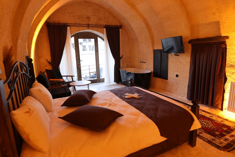 Comfort Room - Photo 1