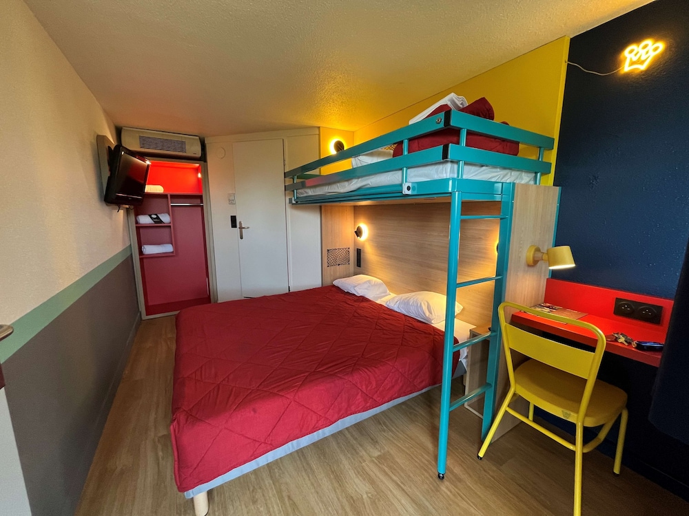 Standard Room, 1 Double Bed - Photo 12