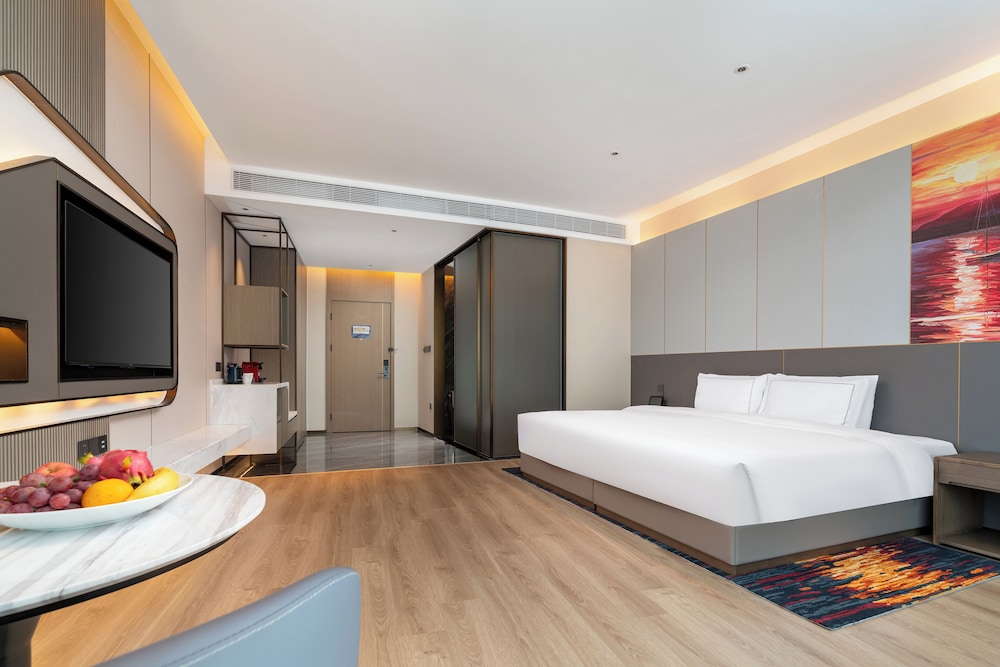 Executive King-size Bed Room