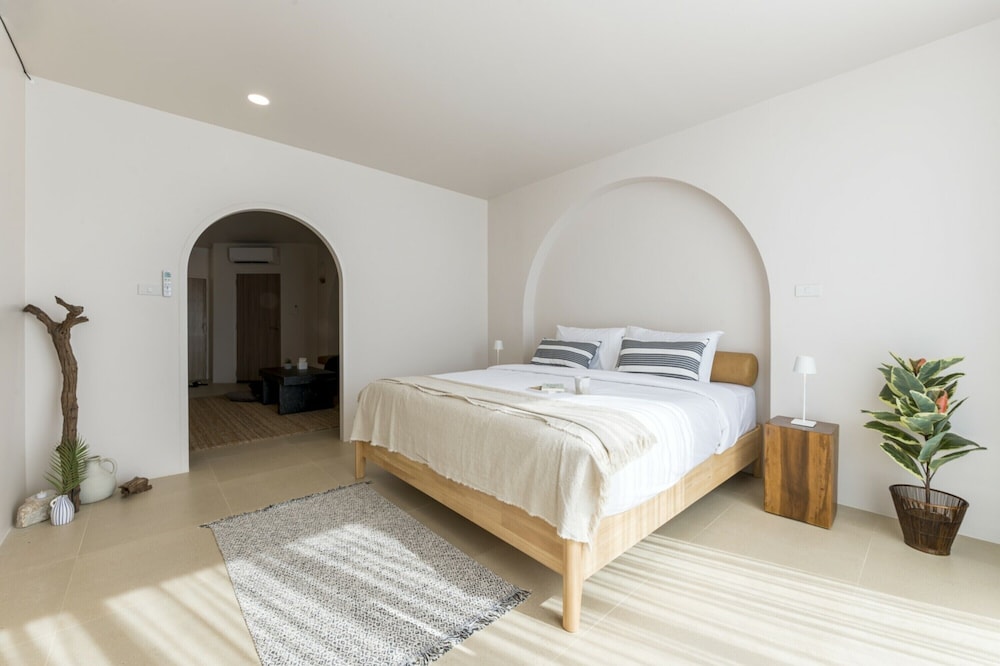 Suite, 3 Bedrooms photo 3