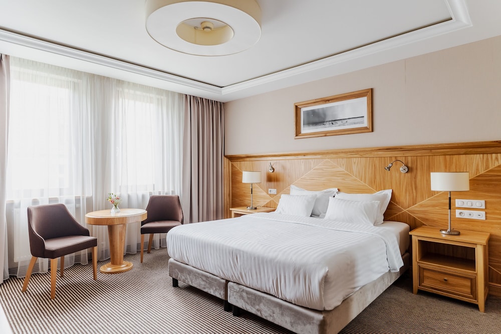 Business Double Room - Photo 3