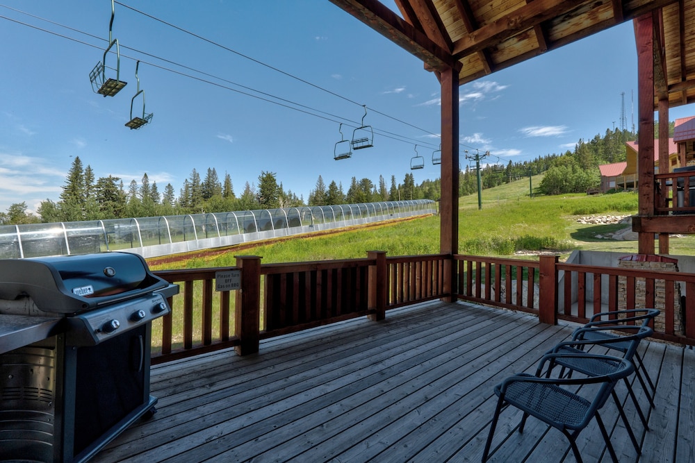 Luxury Chalet, 3 Bedrooms, Mountain View photo 2