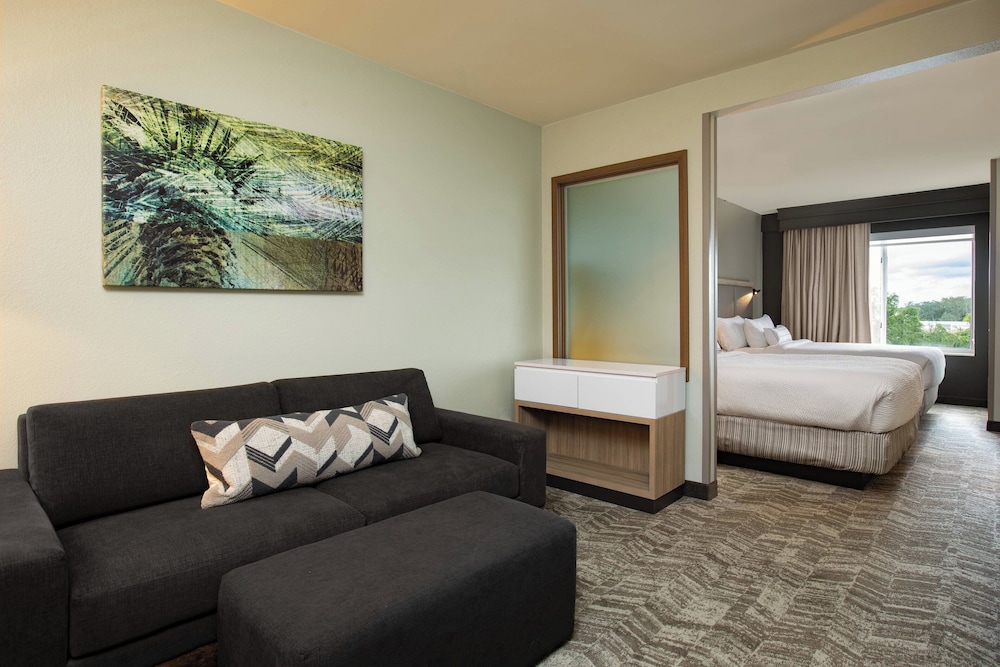 Suite, 2 Double Beds - Photo 8