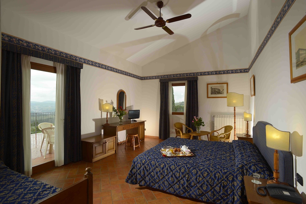 Standard Double or Twin Room - Photo 4