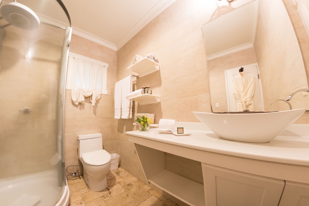 Deluxe Room - Double photo 2