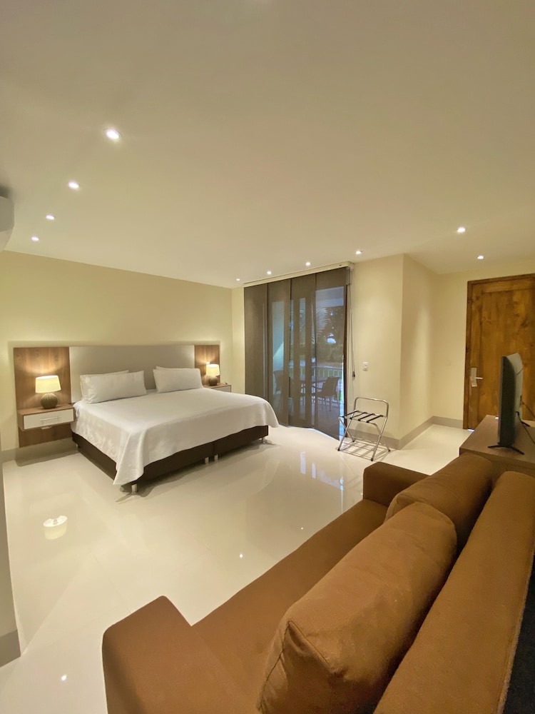 Deluxe Double Room, 1 King Bed with Sofa bed, Balcony
