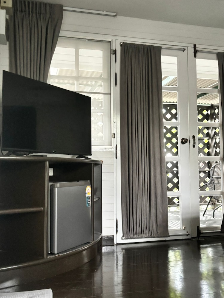 Deluxe Room, 2 Double Beds, Balcony photo 3