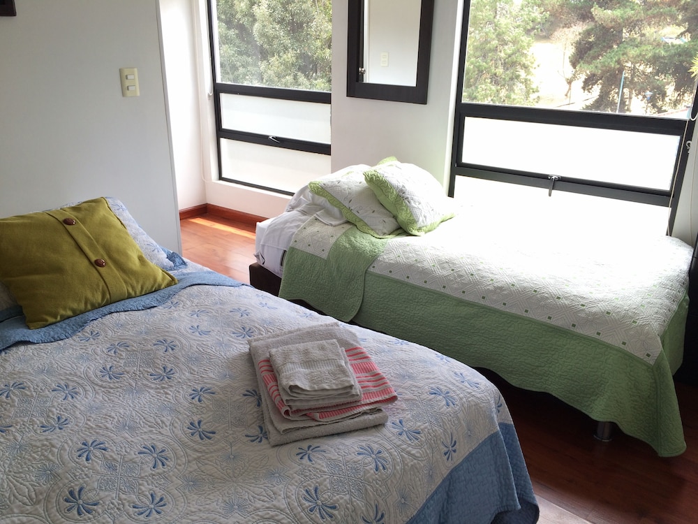 Deluxe Room, 1 Bedroom, City View photo 3
