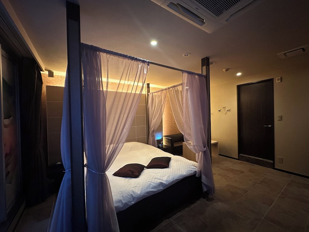 Deluxe Room - Photo 1