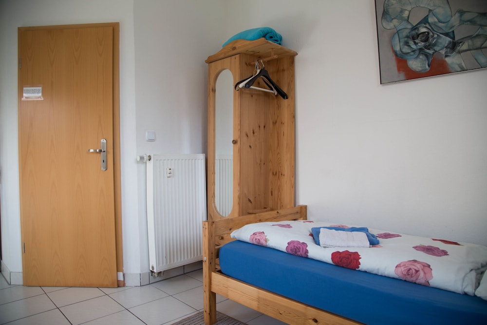 Standard Single Room, Kitchenette photo 1