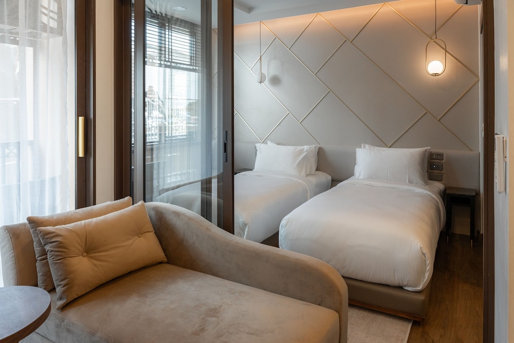 Premier Room, 1 Twin Bed - Photo 1