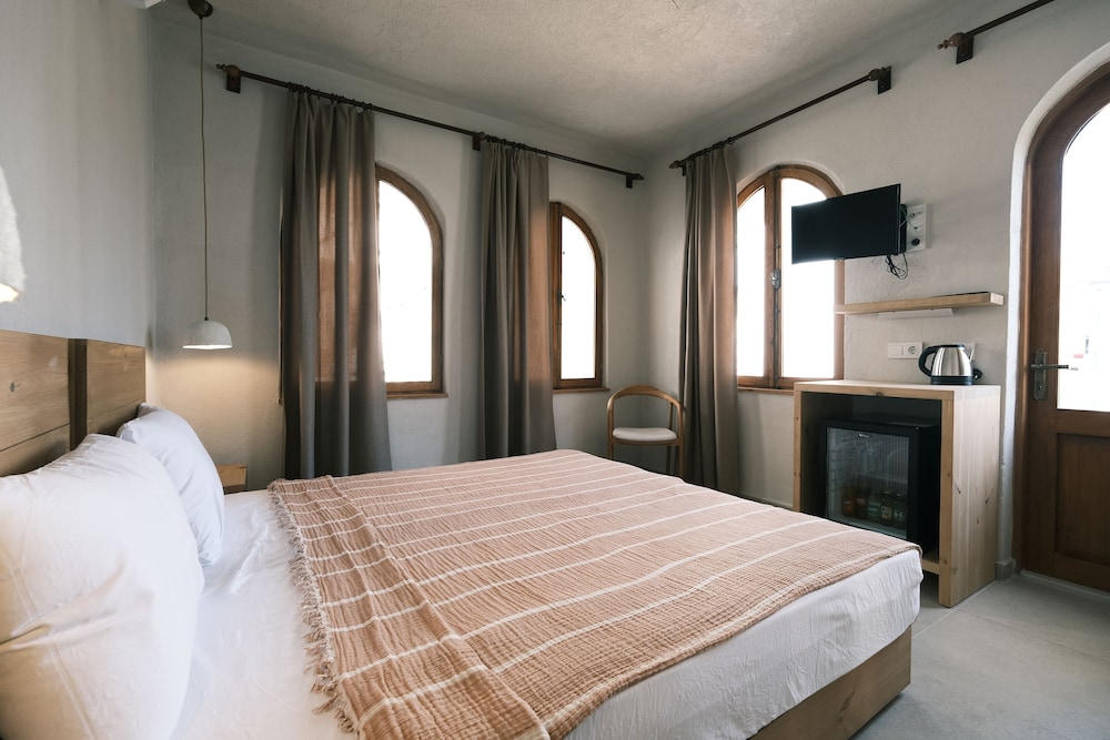 Twin Room, 2 Twin Beds, Balcony - Photo 6