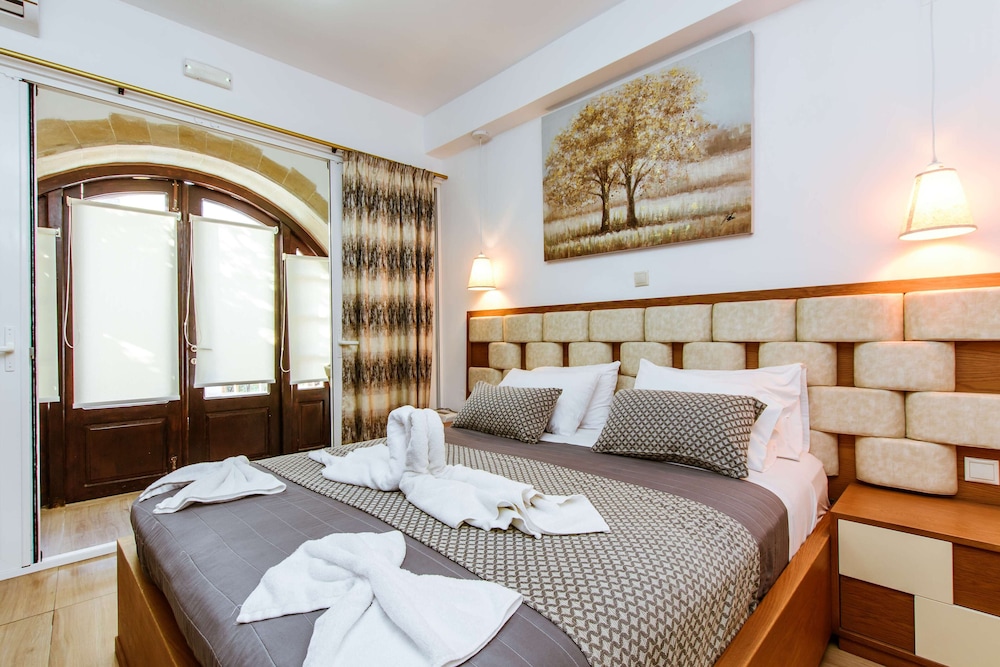 Double Room - Photo 37