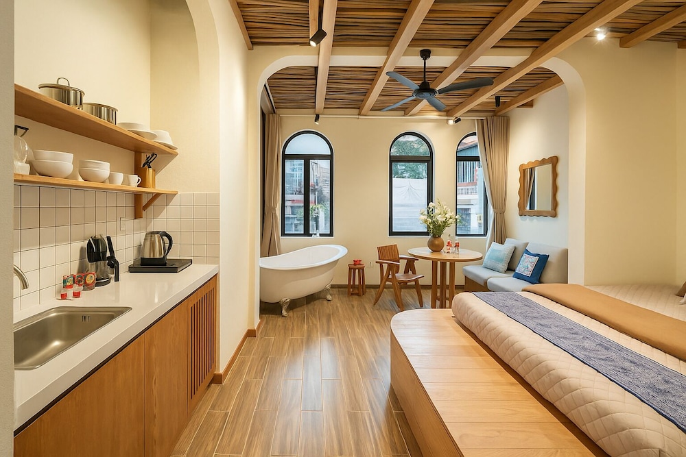 Deluxe Studio, City View