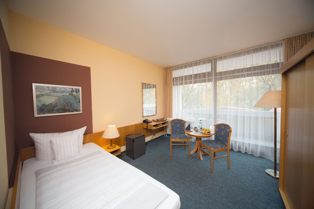 Grand Single Room