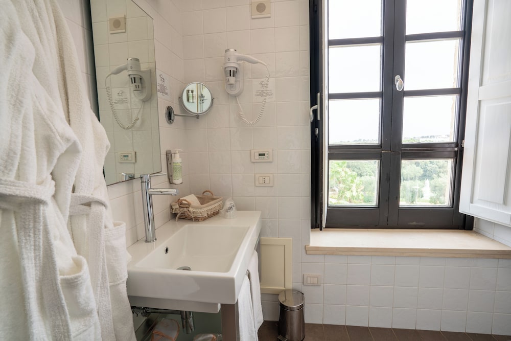 Junior Suite - Photo 16