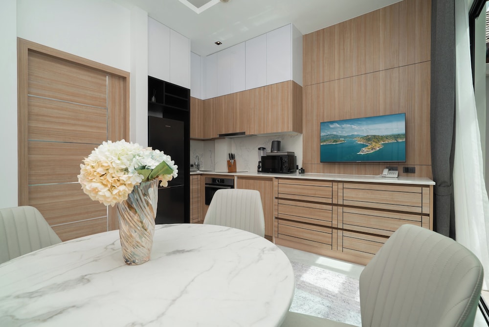 2 Bedroom Junior Pool Villa - Photo 9