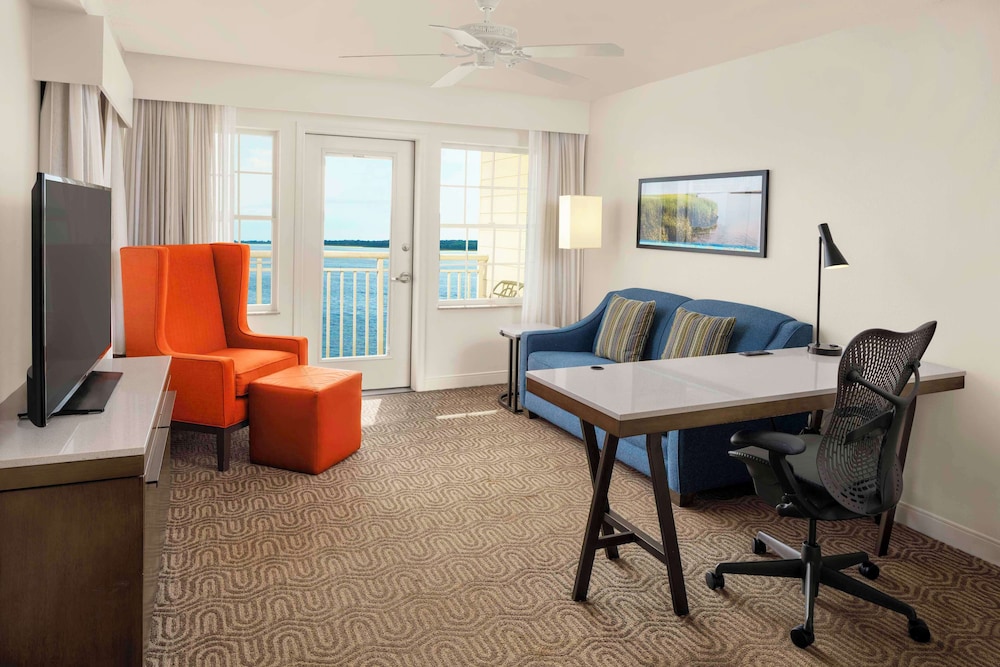 Premium Suite, Accessible - Photo 2