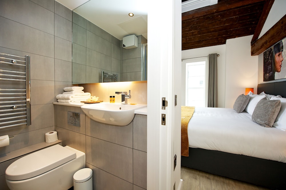 Standard Room photo 2