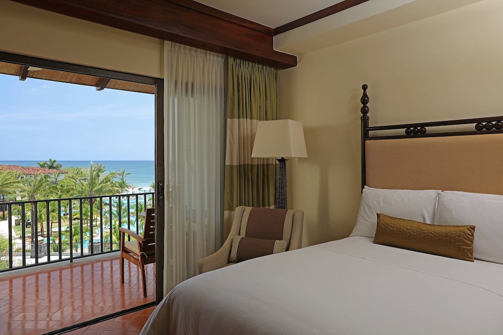 Deluxe Room, 2 Double Beds, Balcony - Photo 9