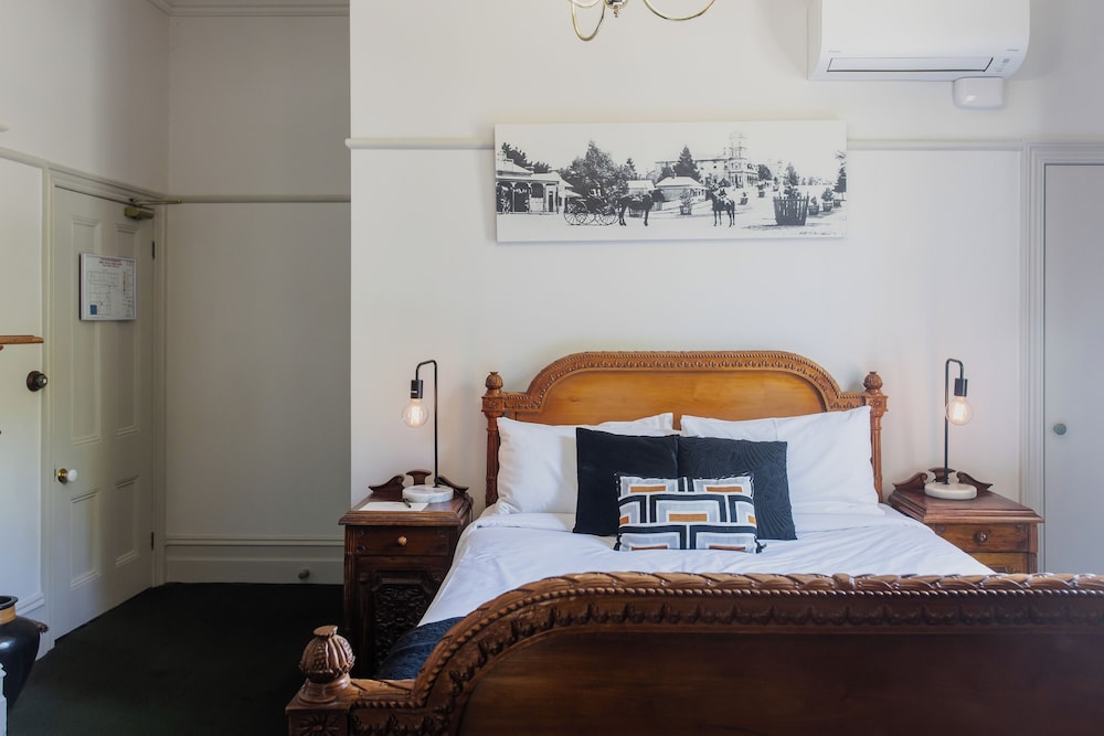 Yarra Room