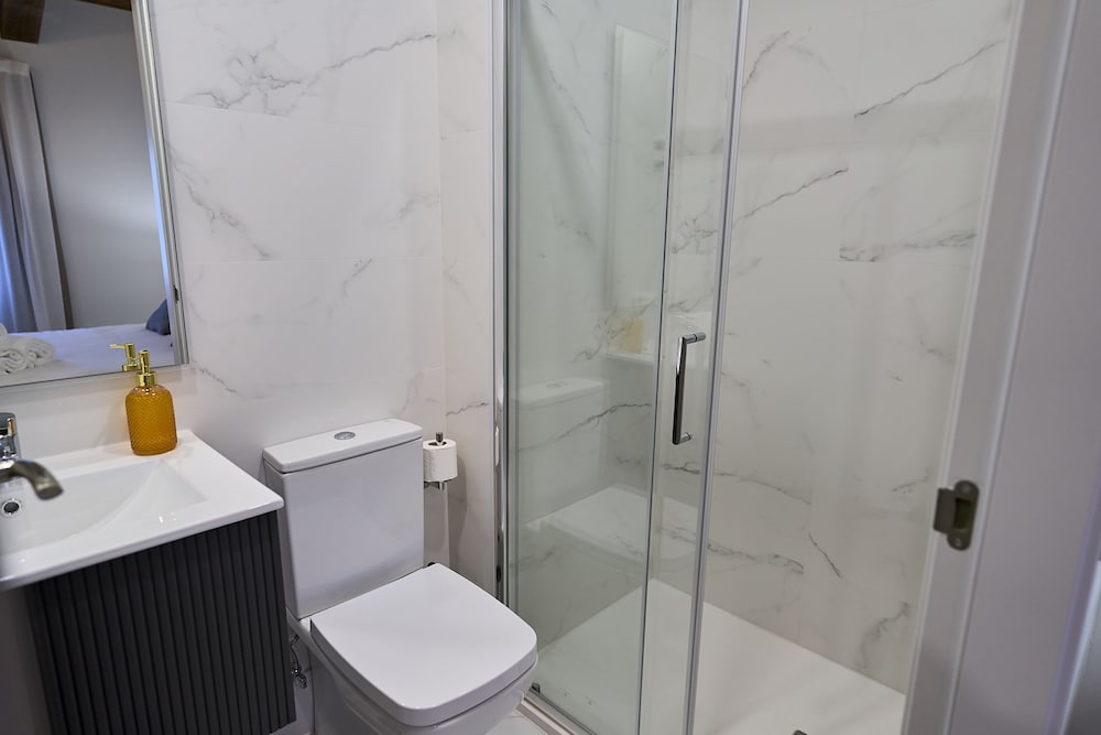 Grand Suite, 2 Bedrooms, Non Smoking photo 3