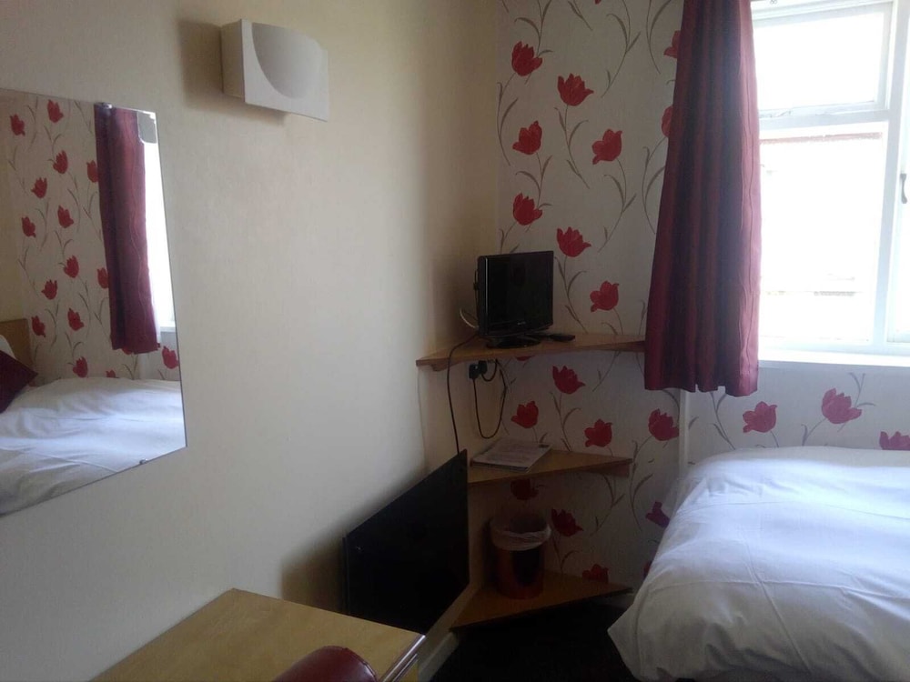 Standard Single Room, Ensuite photo 3
