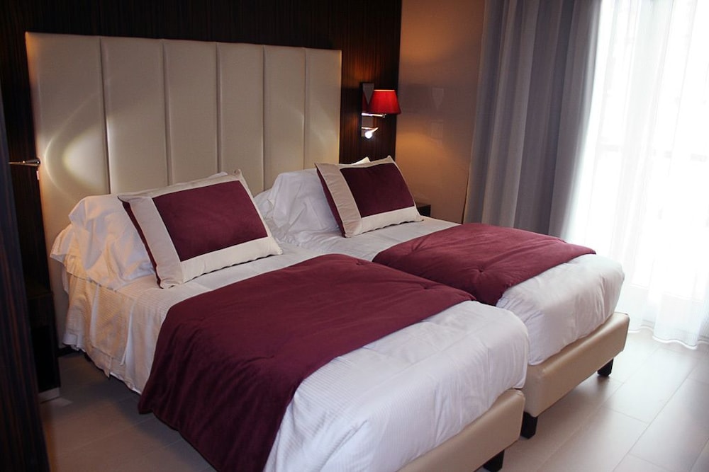 Standard Double Room, Balcony photo 2
