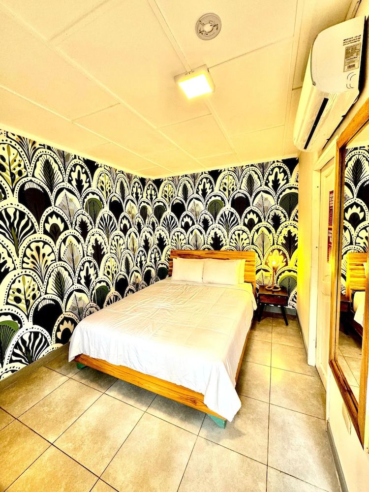 Standard Room photo 2