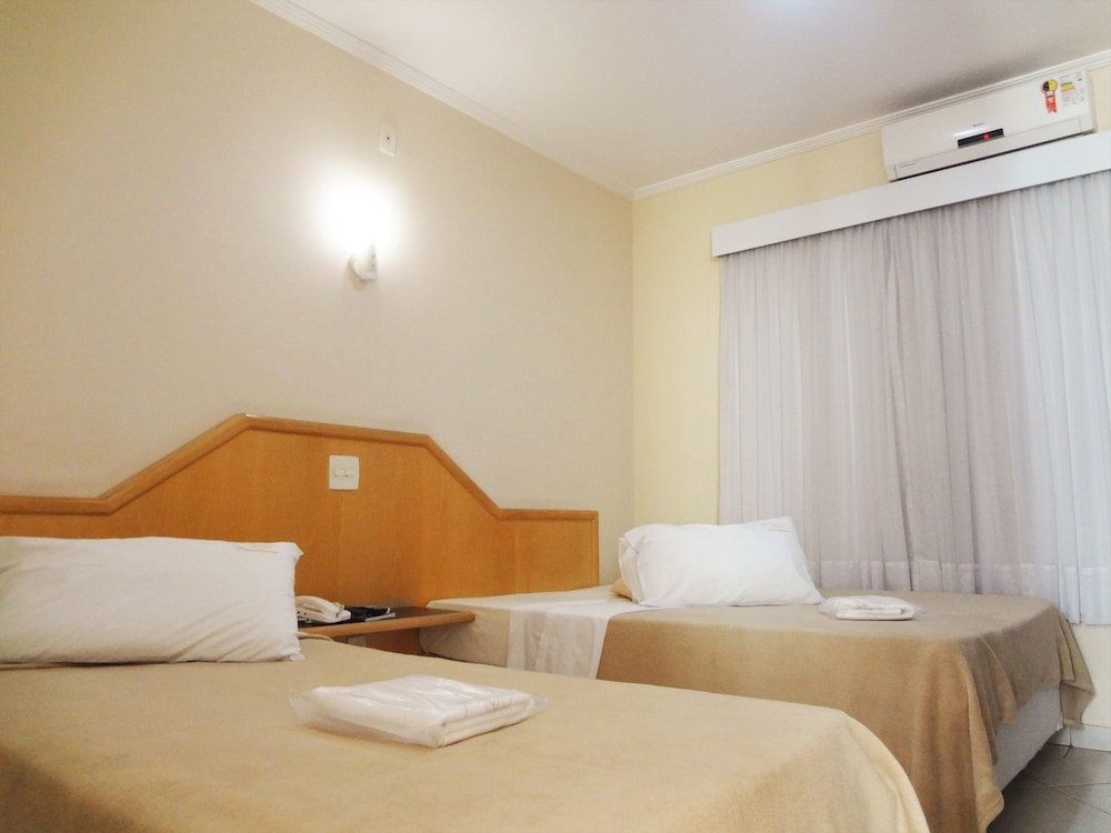 Superior Twin Room photo 2